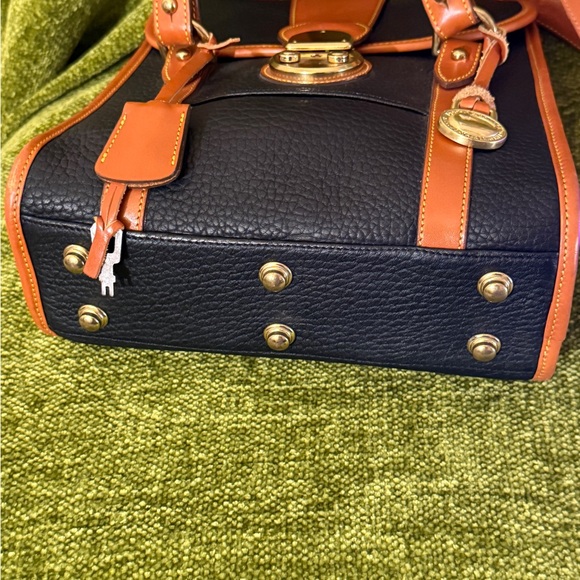 Dooney and Bourke R207 Lockhart Shopper - Picture 5 of 13